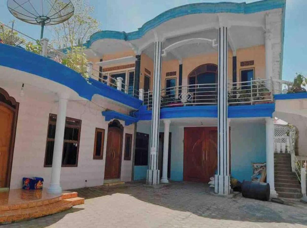 Express O 91370 Rumah Pemandangan Semeru Asli Lumajang Kültér fotó